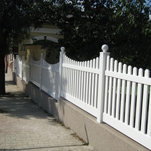 Gard PVC model Birmingham-C cu soclu în trepte, Giurgiu, GR