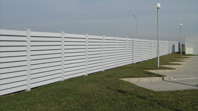 Gard PVC model Blinds, Rompetrol A2, km. 139,830